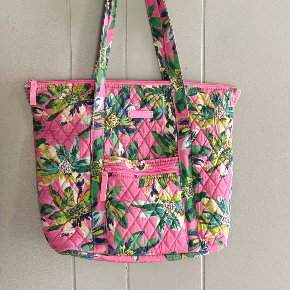 Vera Bradley Tropical Paradise Quilted Cotton Tote Bag Pink Green Coastal READ
